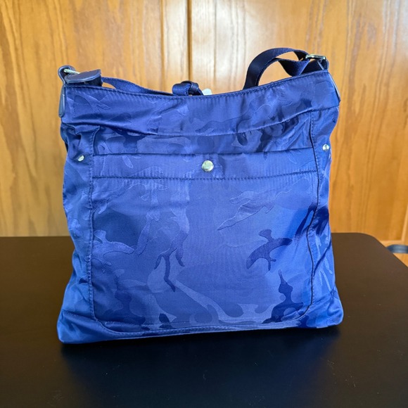 Baggallini Hillcrest Hobo Crossbody Bag with RFID Wristlet Blue Camo Lightweight - Picture 4 of 13